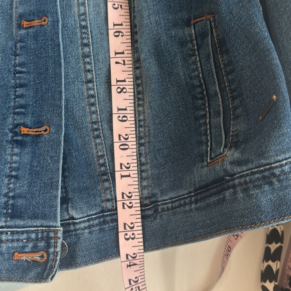 Tahari Blue and Green Jean Jacket with Peacock Design - Picture 9 of 10